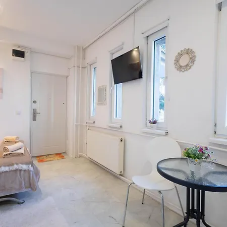 Lyra Apartmán
